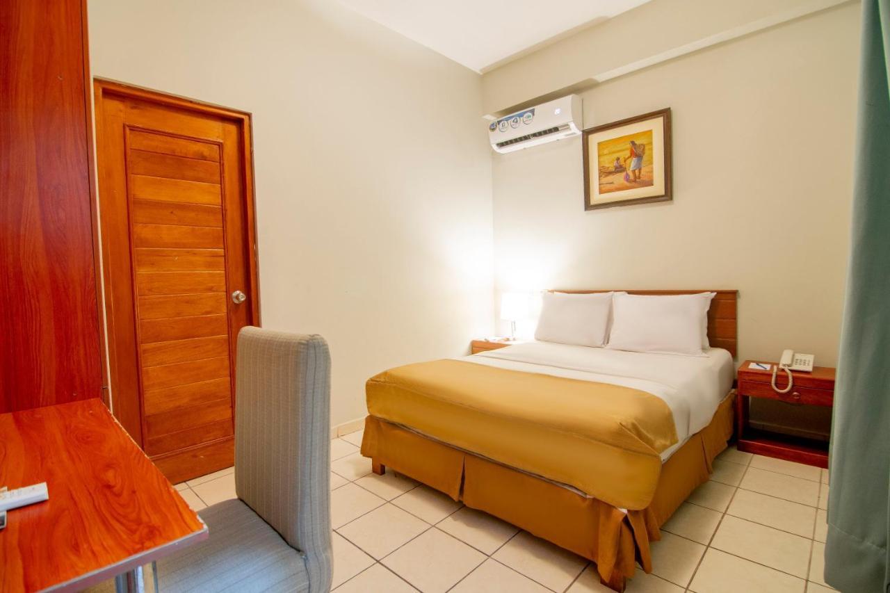El Dorado Express Hotel Iquitos Exterior foto